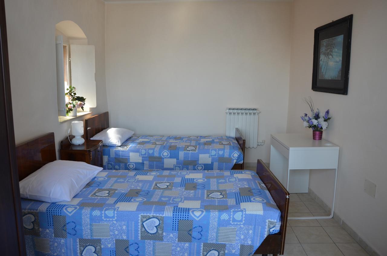 Made In Brazil Hotel Gardone Riviera Bagian luar foto
