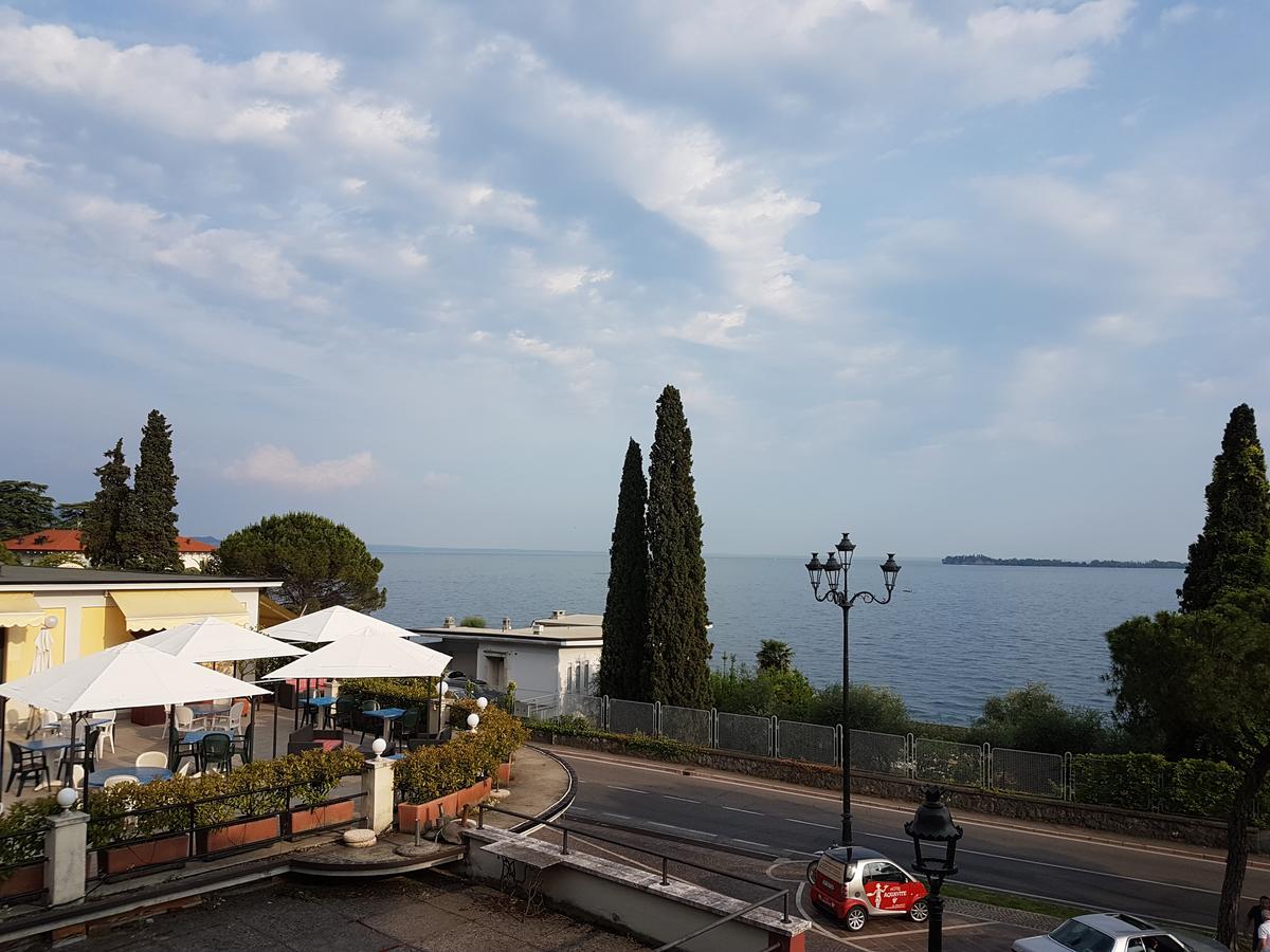 Made In Brazil Hotel Gardone Riviera Bagian luar foto